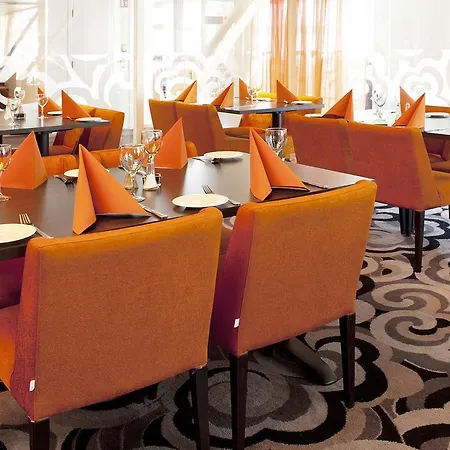 英特里品质酒店 科尔博滕