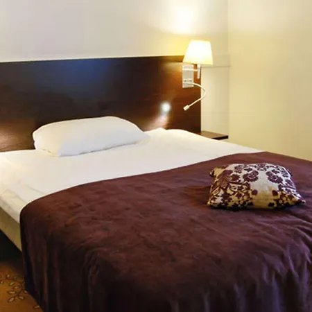 英特里品质酒店 科尔博滕