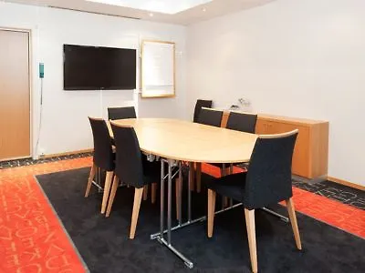 Quality Entry Hotel 4*