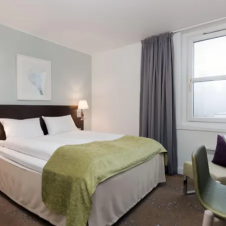 Quality Entry Hotell 4*