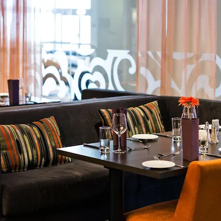 מלון Quality Entry 4*