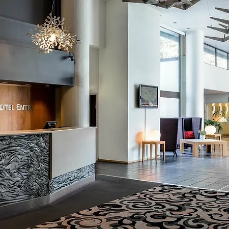 Quality Entry Hotell 4*