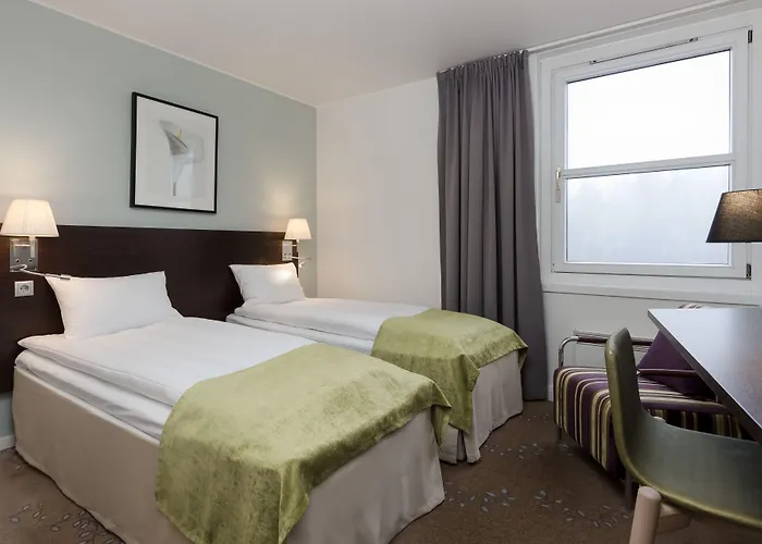 Quality Entry Hotel 4*