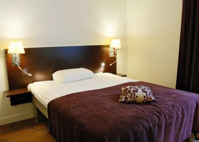 Hotel Quality Entry 4*