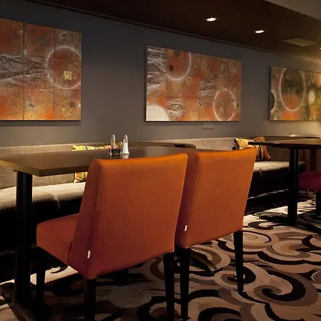 Quality Entry Отель Колбот