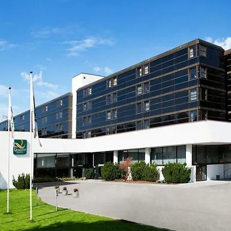 Отель Quality Entry Колбот