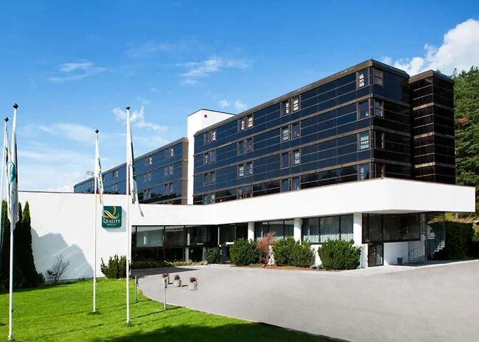 Quality Entry Kolbotn